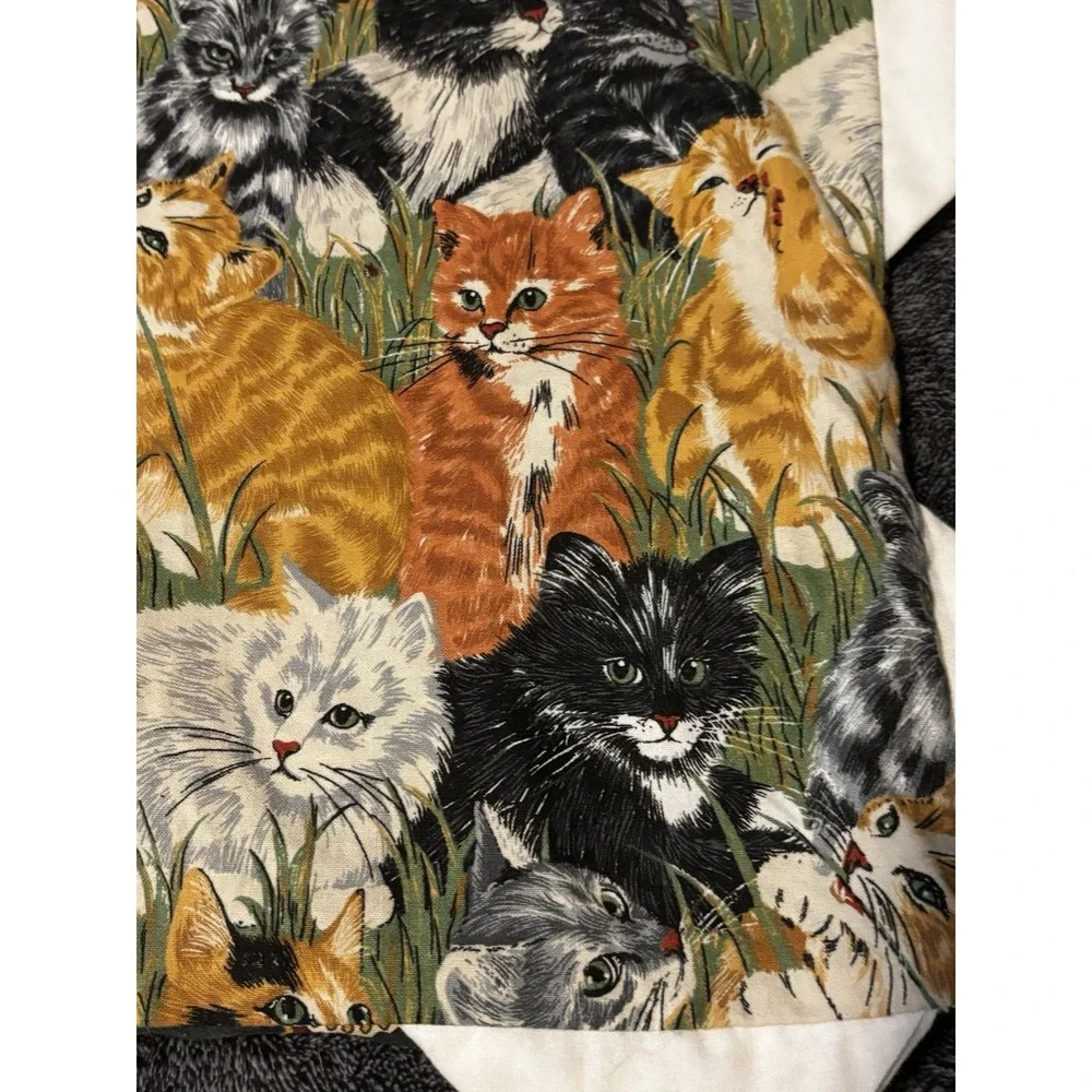 Purfect Kitty Home Made Vintage Cats On A Pillow Case - No Pillow